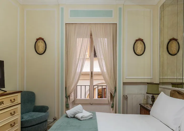 Guesthost - Piazza Navona Elegant Apartment